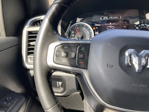 Used 2021 RAM 1500 Big Horn image 13