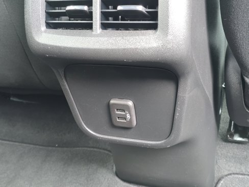 Used 2023 Chevrolet Equinox LT image 23