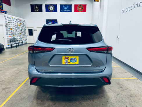 Used 2022 Toyota Highlander Limited image 6