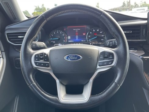 Used 2023 Ford Explorer Limited w/ Equipment Group 301A image 13