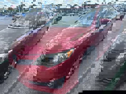 Used 2014 Toyota Camry L image 1