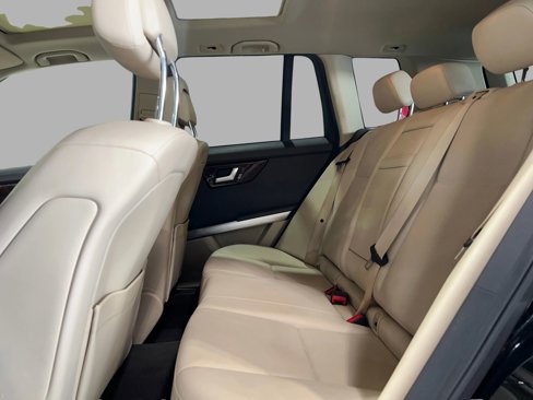 Used 2013 Mercedes-Benz GLK 350 2WD image 18