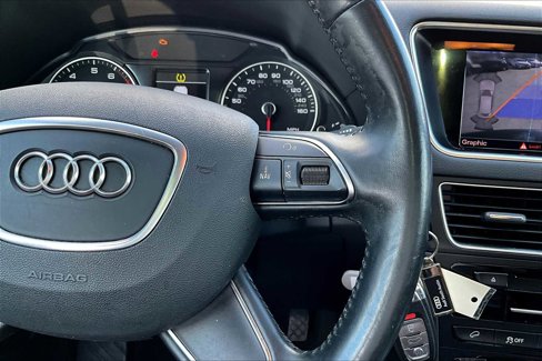 Used 2017 Audi Q5 2.0T Premium image 24