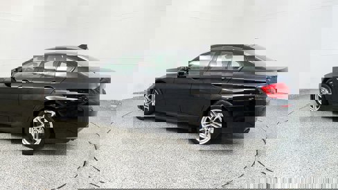 Used 2015 BMW 528i xDrive Sedan image 3