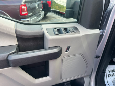 Used 2017 Ford F150 XL w/ Equipment Group 101A Mid image 8