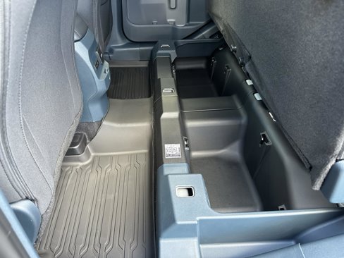 New 2025 Ford Maverick XLT image 37