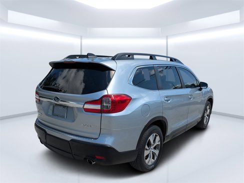 Used 2021 Subaru Ascent Premium w/ Convenience Package image 3