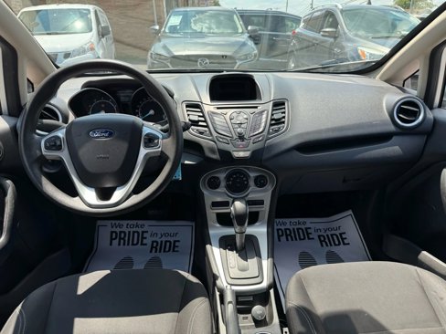 Used 2018 Ford Fiesta SE image 27