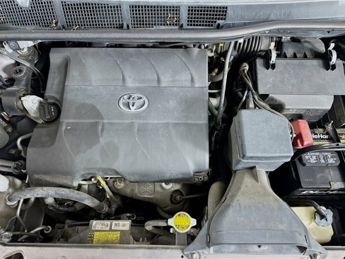 Used 2015 Toyota Sienna LE image 32