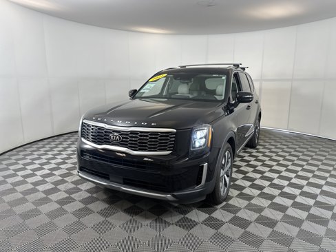 Used 2021 Kia Telluride EX w/ EX Premium Package image 2