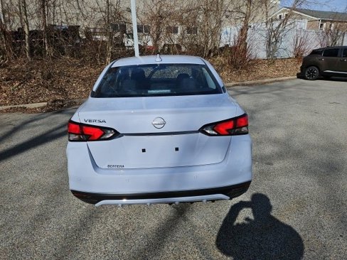 New 2025 Nissan Versa SV image 6