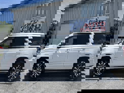 Used 2020 GMC Yukon Denali w/ Denali Ultimate Package image 10