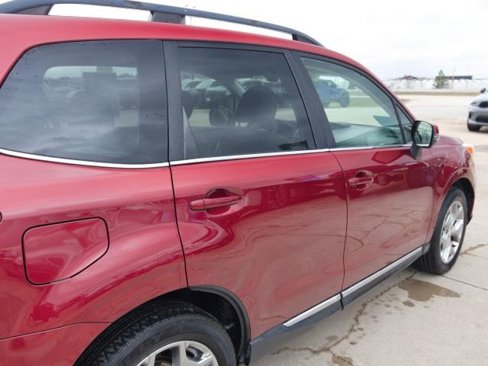 Used 2016 Subaru Forester 2.5i Touring w/ Eyesight & Navigation System image 9