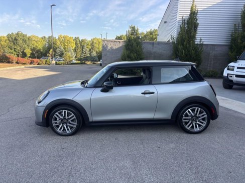 New 2026 MINI Cooper 2-Door Hardtop image 4