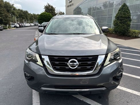 Used 2020 Nissan Pathfinder SV image 6