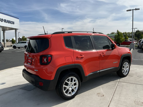 Used 2020 Jeep Renegade Latitude image 3