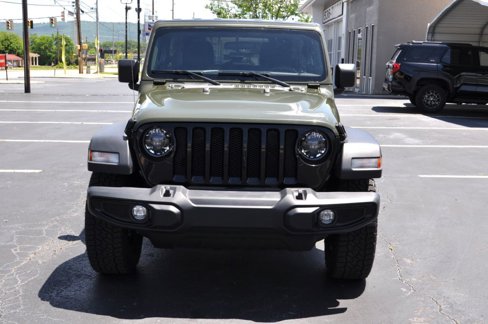 Used 2023 Jeep Wrangler Unlimited Sport image 19