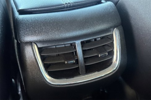 Used 2023 Chevrolet Malibu LT image 18