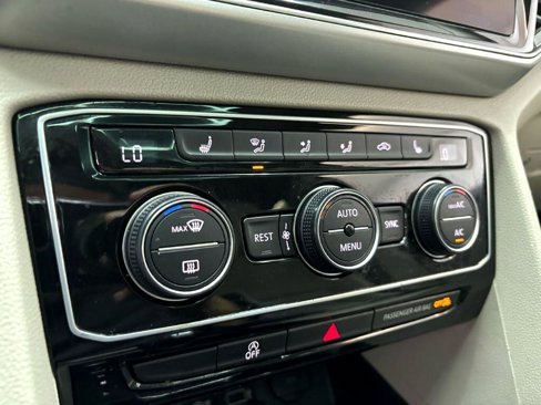 Used 2018 Volkswagen Atlas SEL image 21