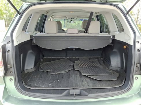 Used 2017 Subaru Forester 2.5i w/ Alloy Wheel Package image 27