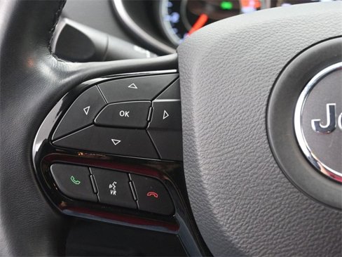 Used 2021 Jeep Cherokee Latitude Plus image 23