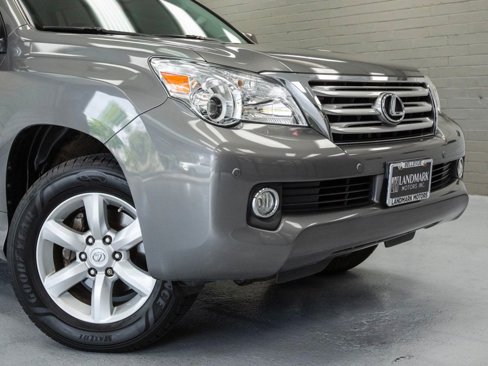 Used 2013 Lexus GX 460 image 8