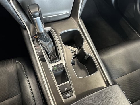 Used 2018 Honda Accord Sport image 20