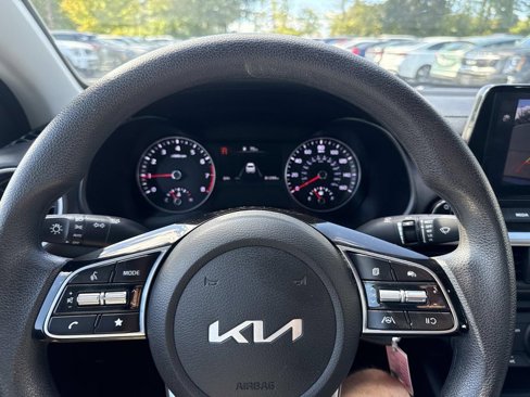 Used 2023 Kia Forte LXS image 25