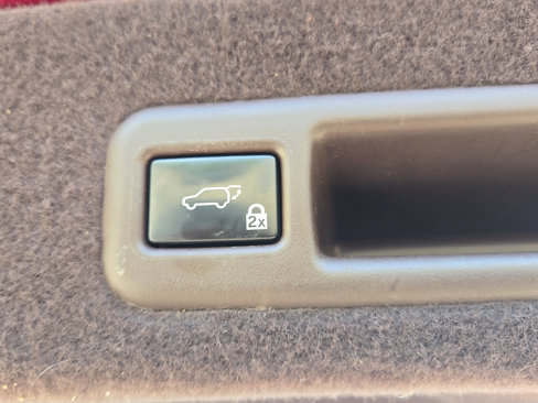 Used 2017 Lexus RX 450h AWD image 29