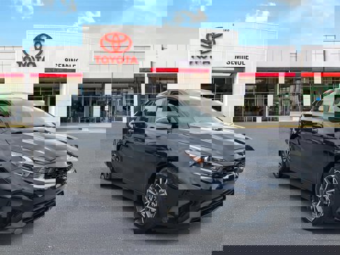 Used 2024 Kia Forte LXS image 2