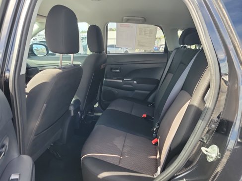 Used 2018 Mitsubishi Outlander Sport ES image 13