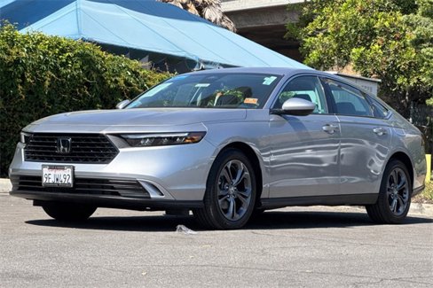 Certified 2023 Honda Accord EX image 10