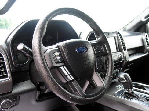 Used 2016 Ford F150 XLT w/ Equipment Group 302A Luxury image 18