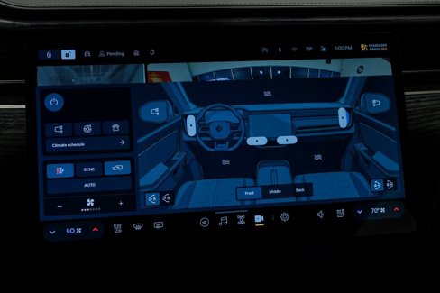Used 2023 Rivian R1S Adventure image 39
