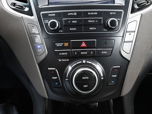 Used 2019 Hyundai Santa Fe XL SE image 22
