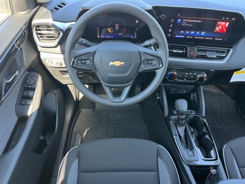 New 2025 Chevrolet TrailBlazer LT w/ LPO, Blackout Package image 25
