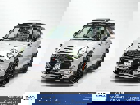 Used 2019 MINI Cooper S w/ Premium Package image 1