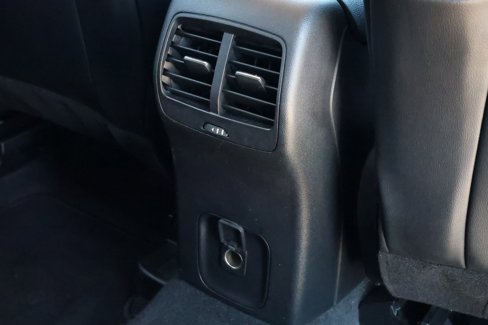 Used 2020 Ford Escape SEL image 33