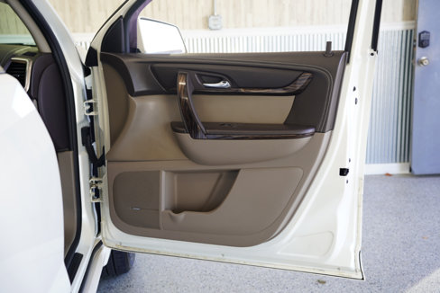 Used 2013 GMC Acadia Denali image 31