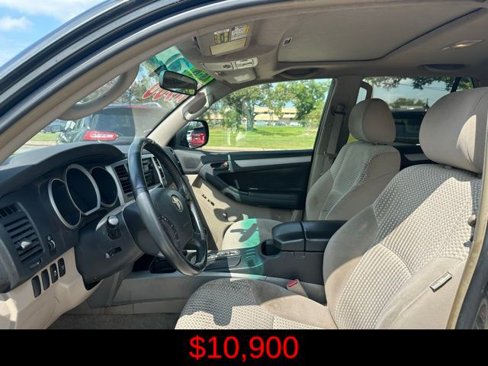 Used 2008 Toyota 4Runner SR5 image 12