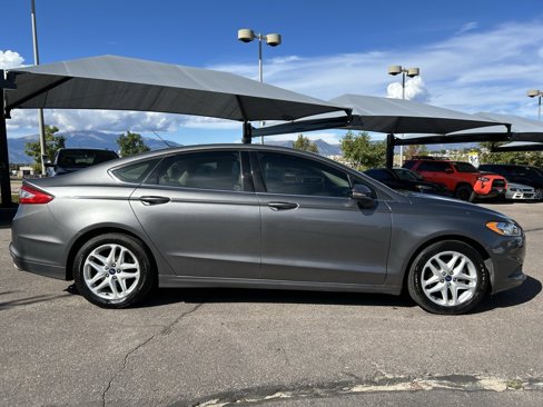 Used 2014 Ford Fusion SE image 10