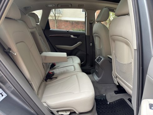 Used 2012 Audi Q5 3.2 Prestige w/ Prestige Pkg image 36