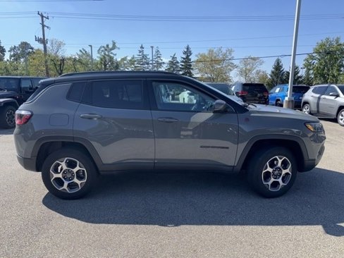 Used 2022 Jeep Compass Trailhawk w/ Trailhawk Convenience Group image 6