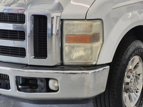 Used 2010 Ford F350 Lariat image 7