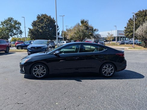 Used 2020 Hyundai Elantra Limited w/ Cargo Package (C1) image 8