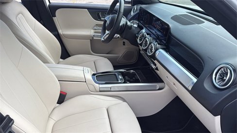 Certified 2025 Mercedes-Benz GLB 250 4MATIC image 14