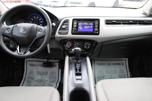 Used 2017 Honda HR-V LX image 19