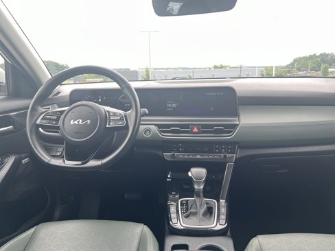 Used 2024 Kia Seltos SX w/ SX Sunroof Package image 29