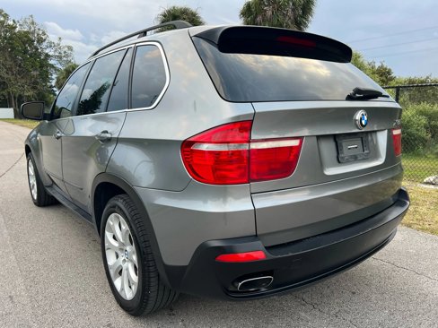 Used 2007 BMW X5 4.8i image 7
