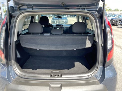 Used 2015 Kia Soul + image 14